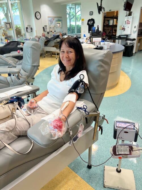 women giving blood